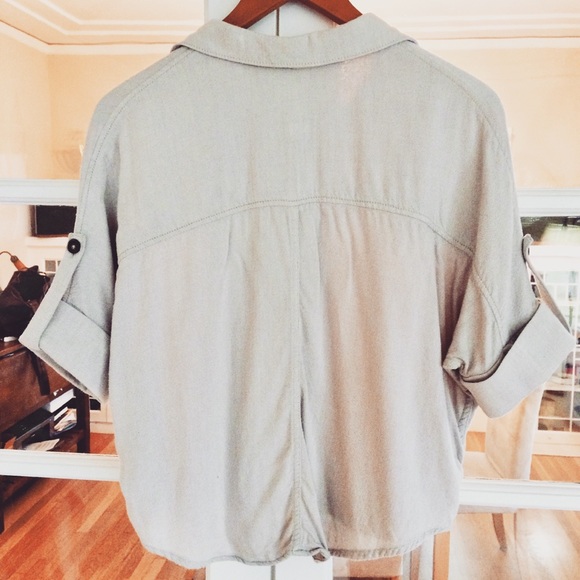 Linen Life in Progress Crop Blouse - Picture 5 of 6